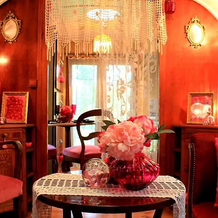 Bed & Breakfast Roulottes Du Rouard